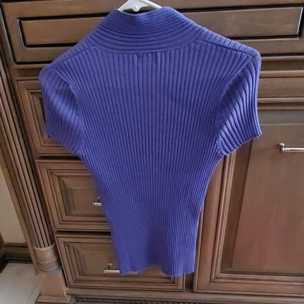 Sweater - Picture 3 of 3